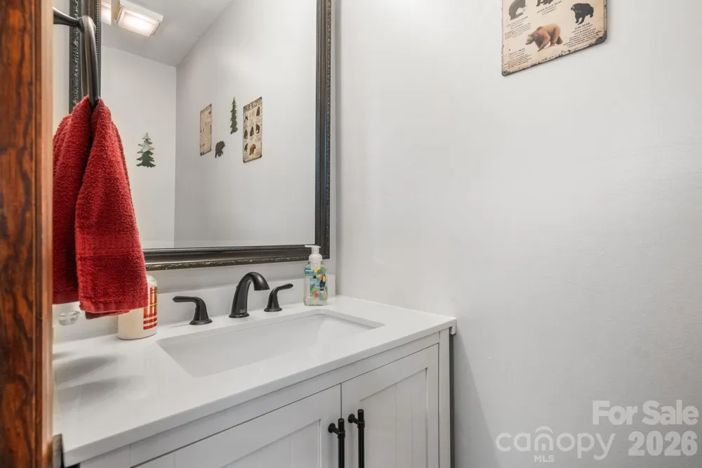 2184 Pine Mountain Drive Connelly Springs, NC 28612