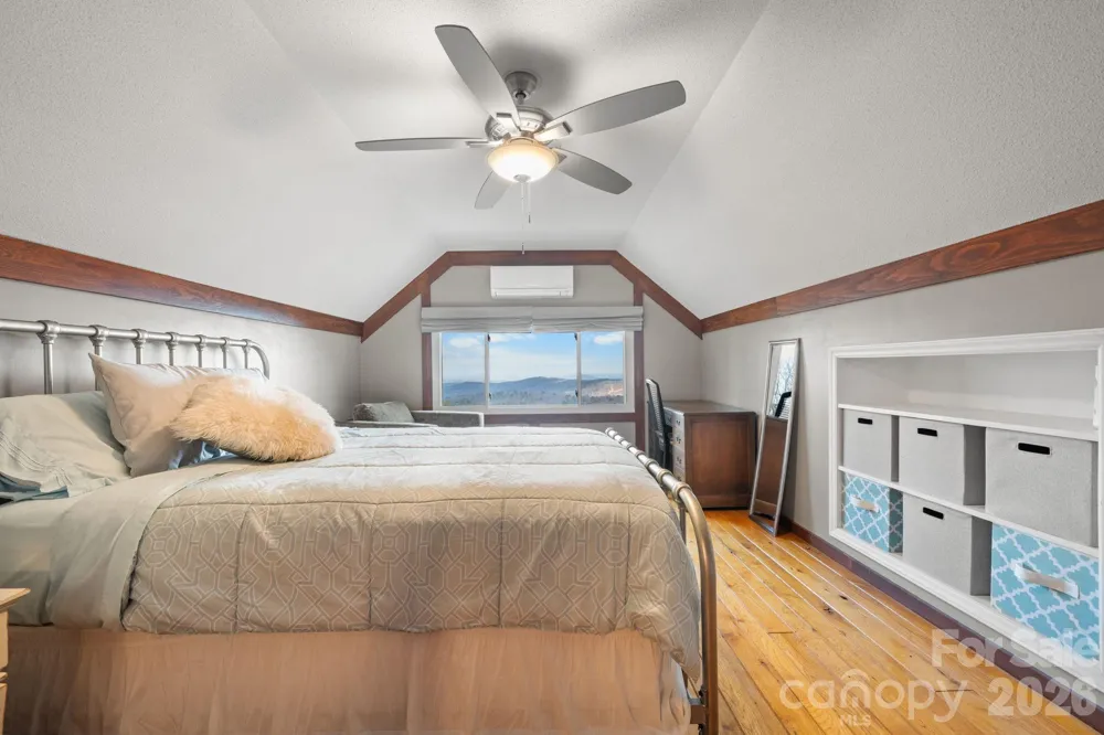 2184 Pine Mountain Drive Connelly Springs, NC 28612