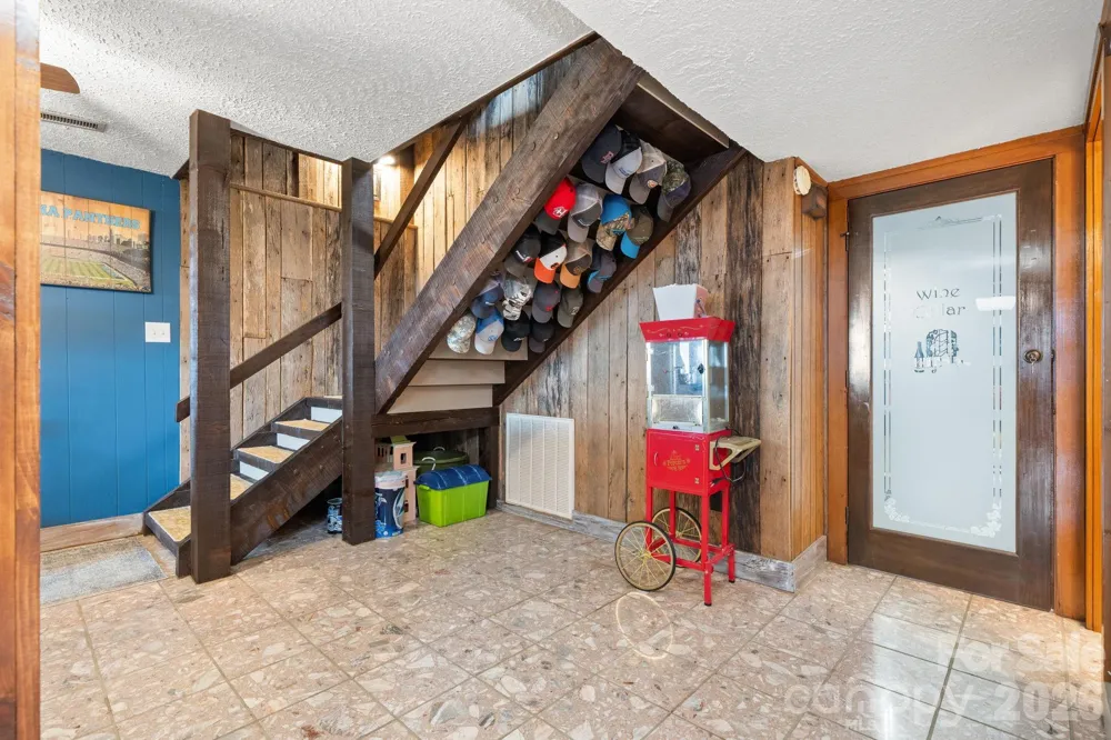 2184 Pine Mountain Drive Connelly Springs, NC 28612