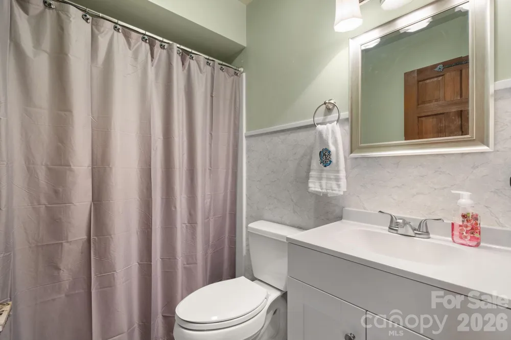 2184 Pine Mountain Drive Connelly Springs, NC 28612