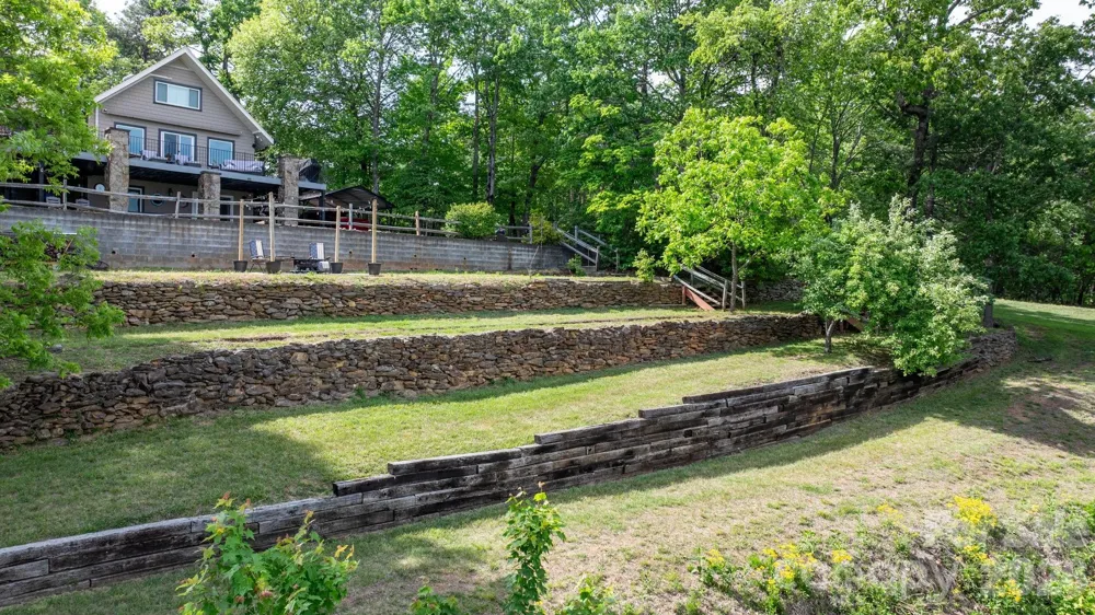 2184 Pine Mountain Drive Connelly Springs, NC 28612