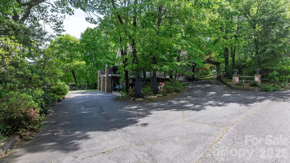 2184 Pine Mountain Drive Connelly Springs, NC 28612