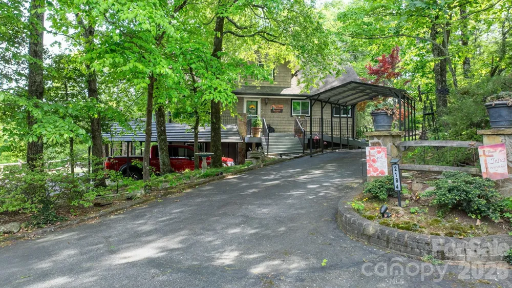 2184 Pine Mountain Drive Connelly Springs, NC 28612