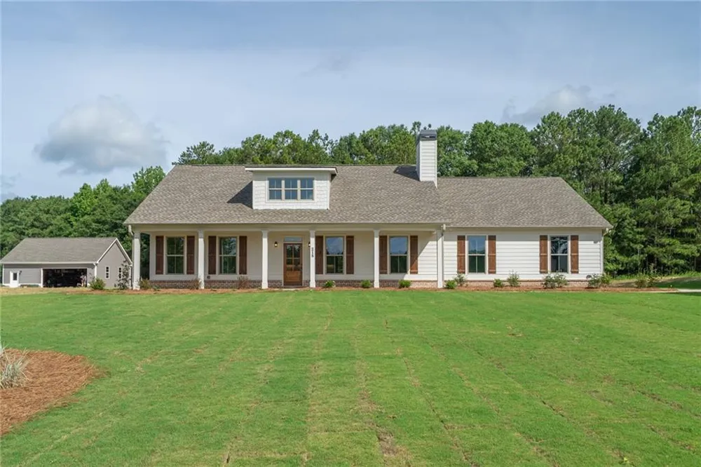 218 Woodfin Way Social Circle, GA 30025