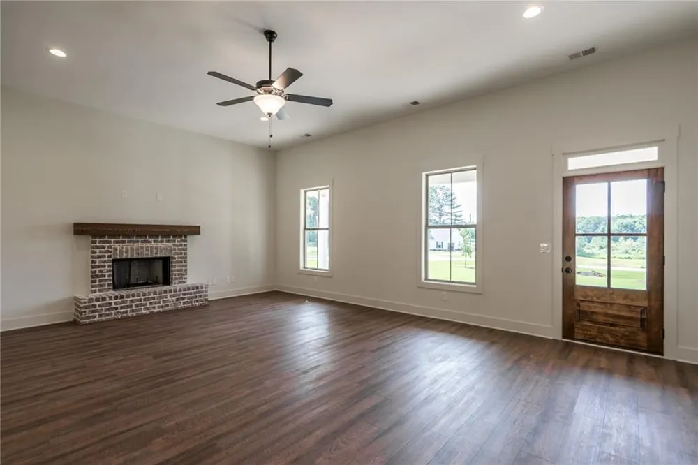 218 Woodfin Way Social Circle, GA 30025