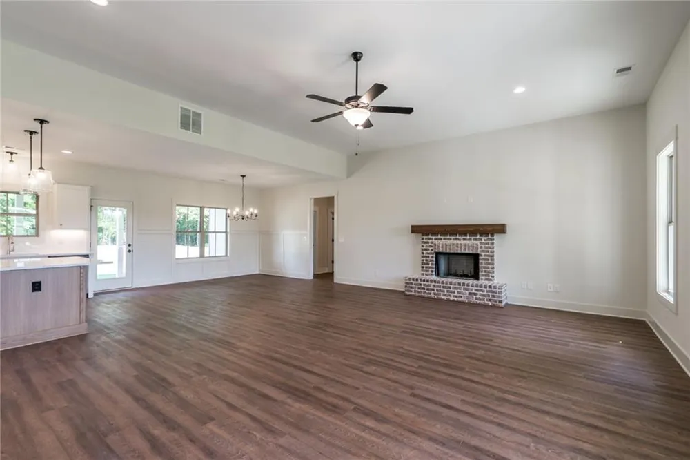 218 Woodfin Way Social Circle, GA 30025