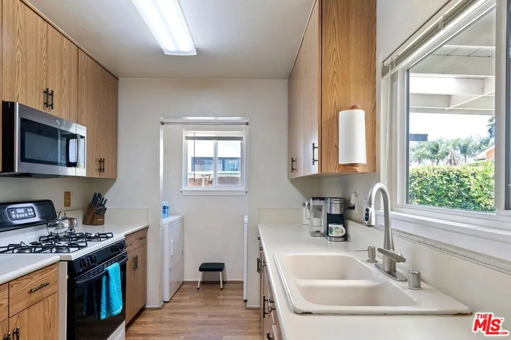 3632 Germain Street Camarillo, CA 93010