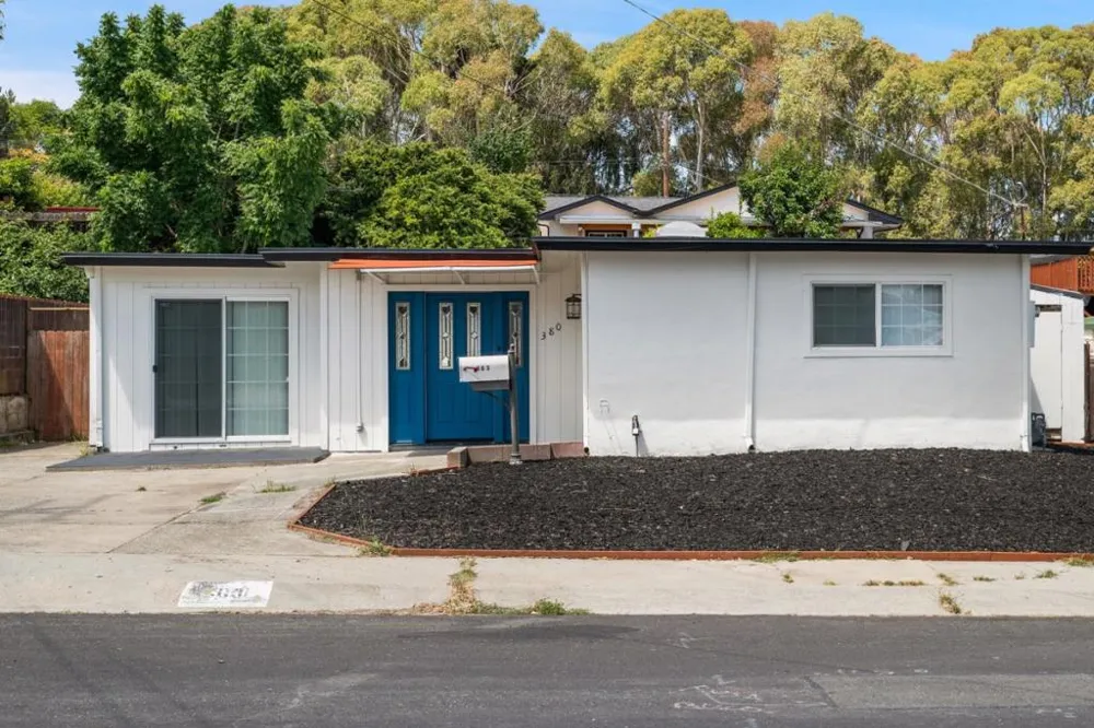 380 Montalvin Drive San Pablo, CA 94806