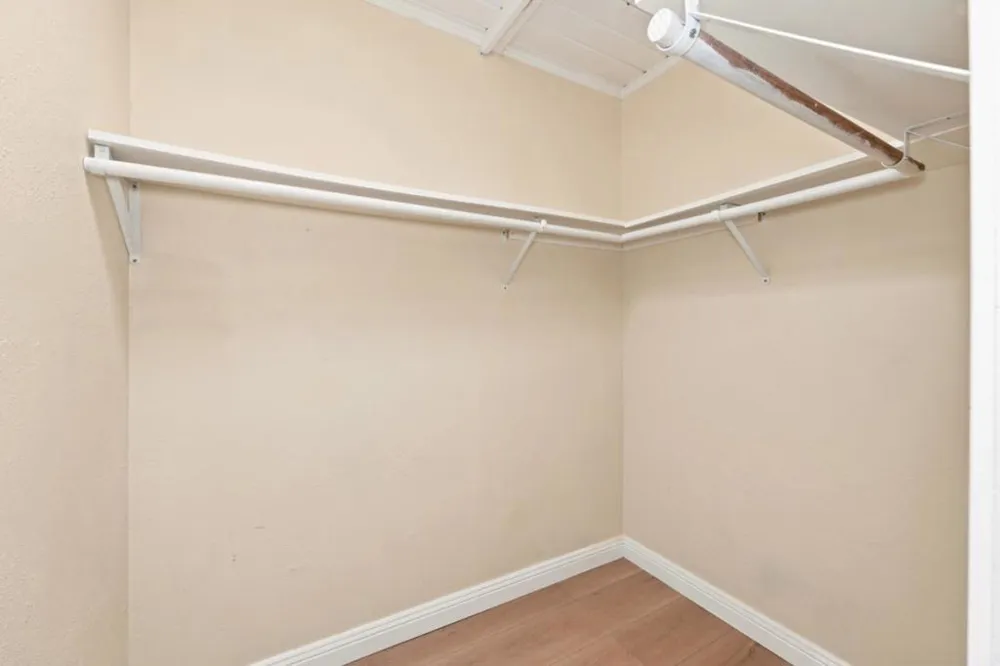 380 Montalvin Drive San Pablo, CA 94806
