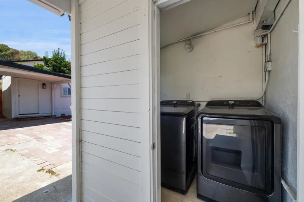 380 Montalvin Drive San Pablo, CA 94806