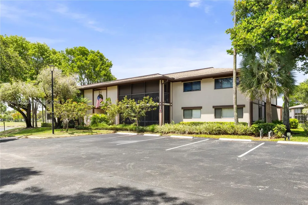 9999 Belfort Cir #101 Tamarac, FL 33321