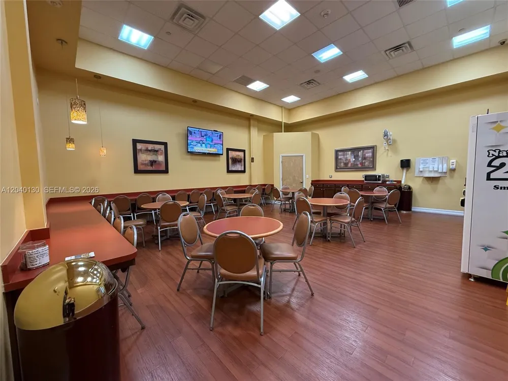 9999 Belfort Cir #101 Tamarac, FL 33321