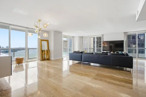 50 Biscayne Blvd #2510