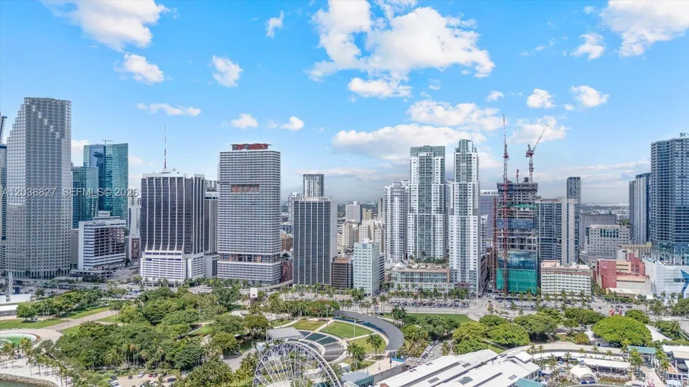 50 Biscayne Blvd #2510 Miami, FL 33132