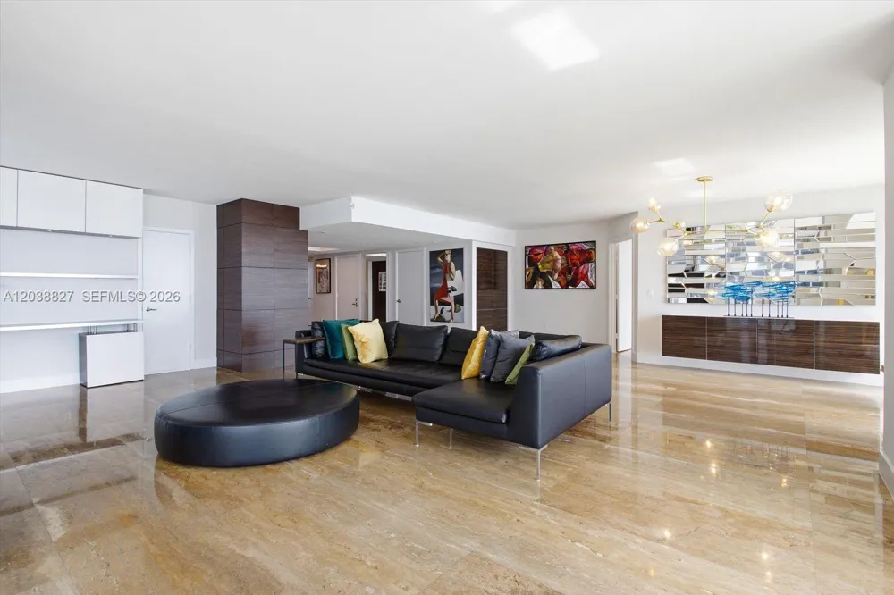 50 Biscayne Blvd #2510 Miami, FL 33132