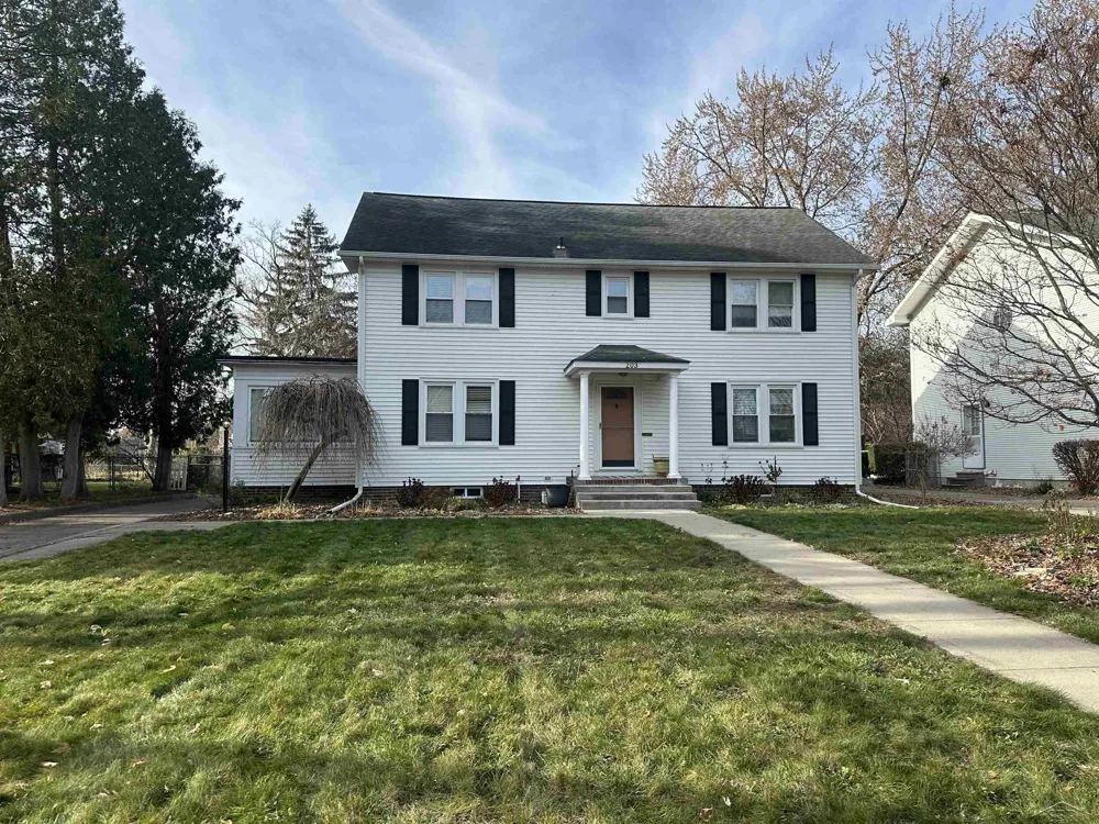 203 Ardussi Avenue Saginaw City, MI 48602