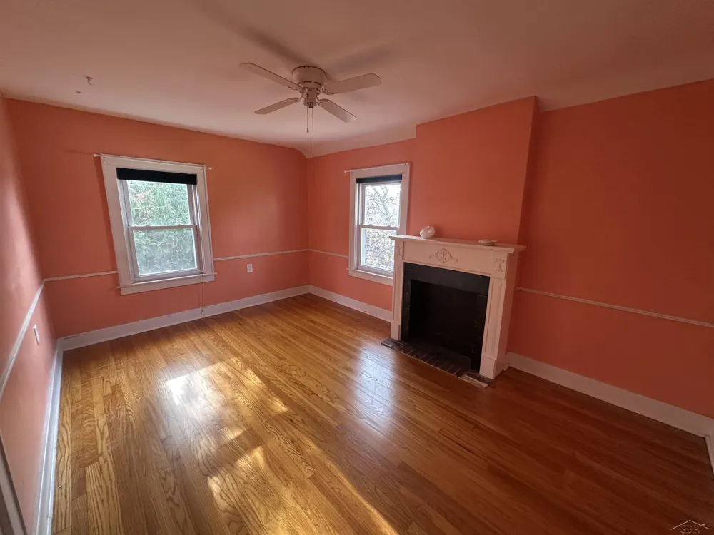 203 Ardussi Avenue Saginaw City, MI 48602