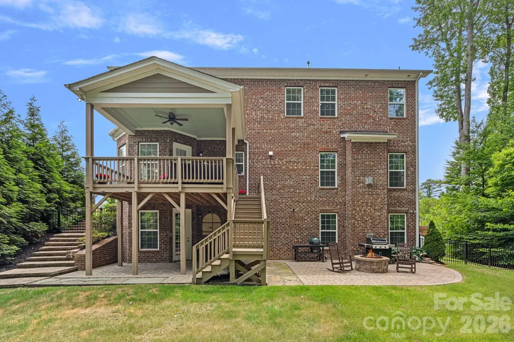2026 Sweet William Drive Harrisburg, NC 28075