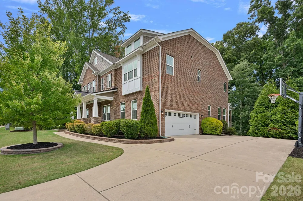 2026 Sweet William Drive Harrisburg, NC 28075