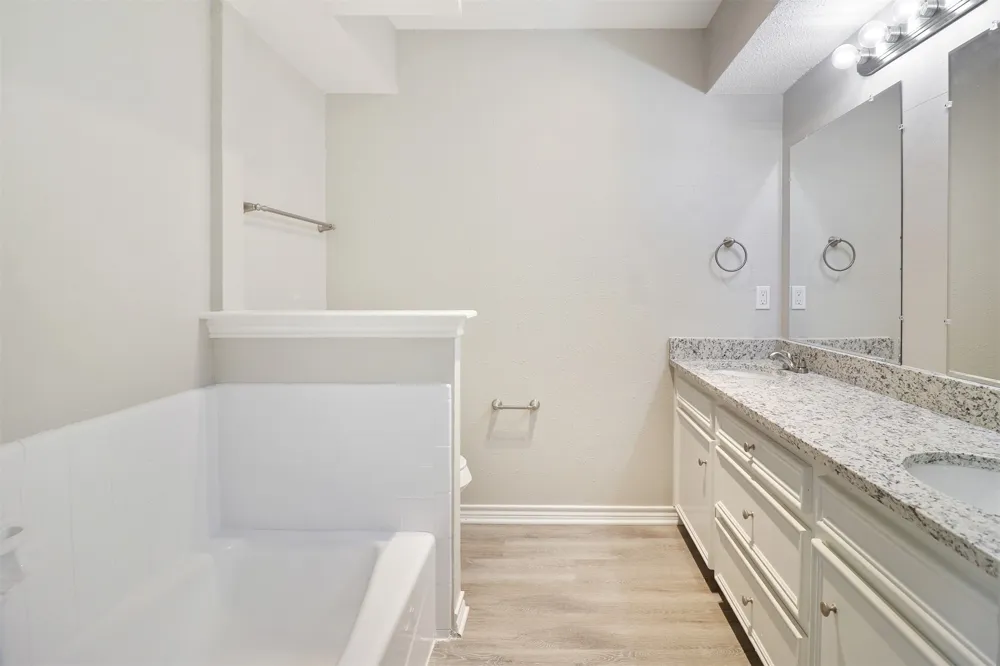 2179 Southern Place #A Carrollton, TX 75006