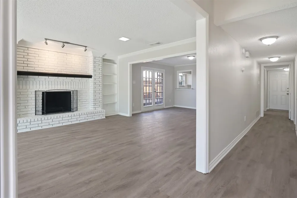 2179 Southern Place #A Carrollton, TX 75006