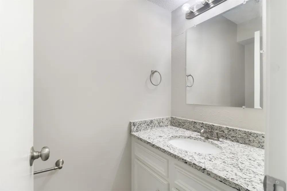 2179 Southern Place #A Carrollton, TX 75006