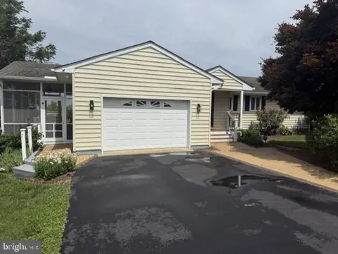 155 EDGEWATER DRIVE