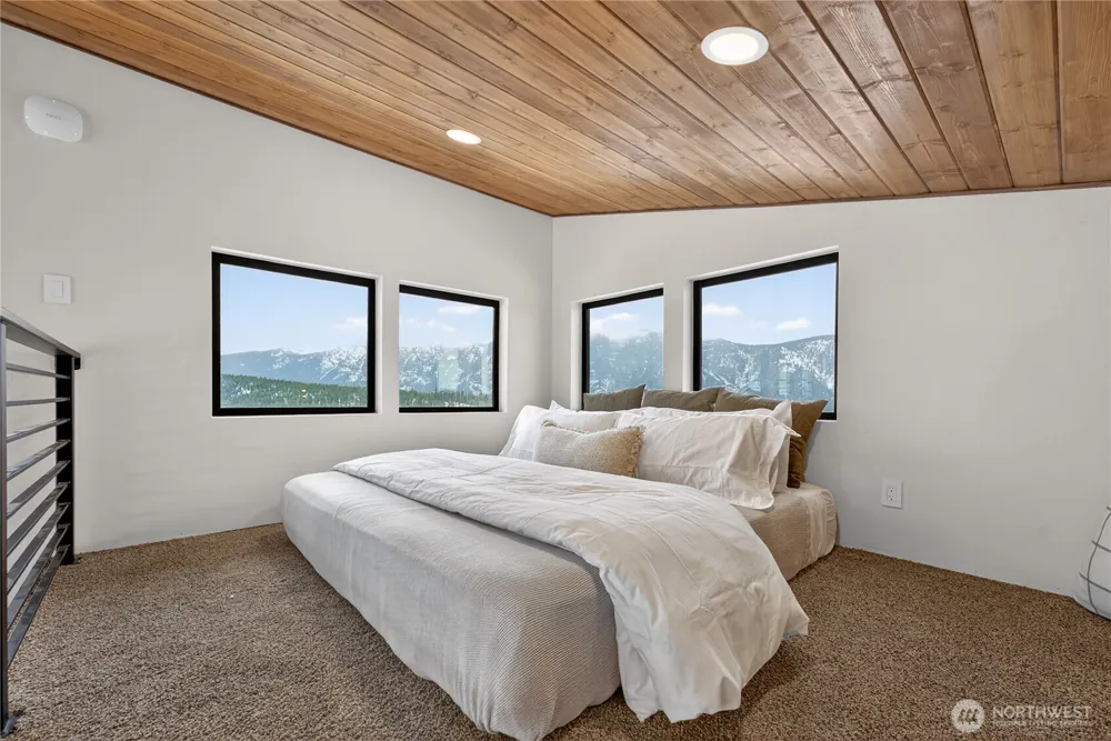 2 Coulter Creek Road Lake Wenatchee, WA 98826