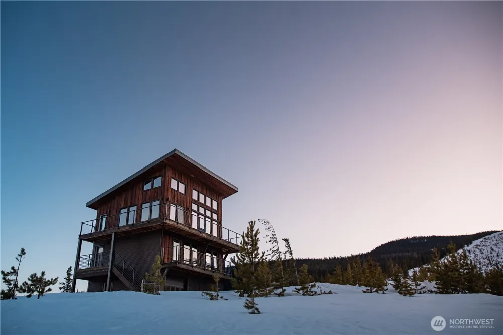 2 Coulter Creek Road Lake Wenatchee, WA 98826