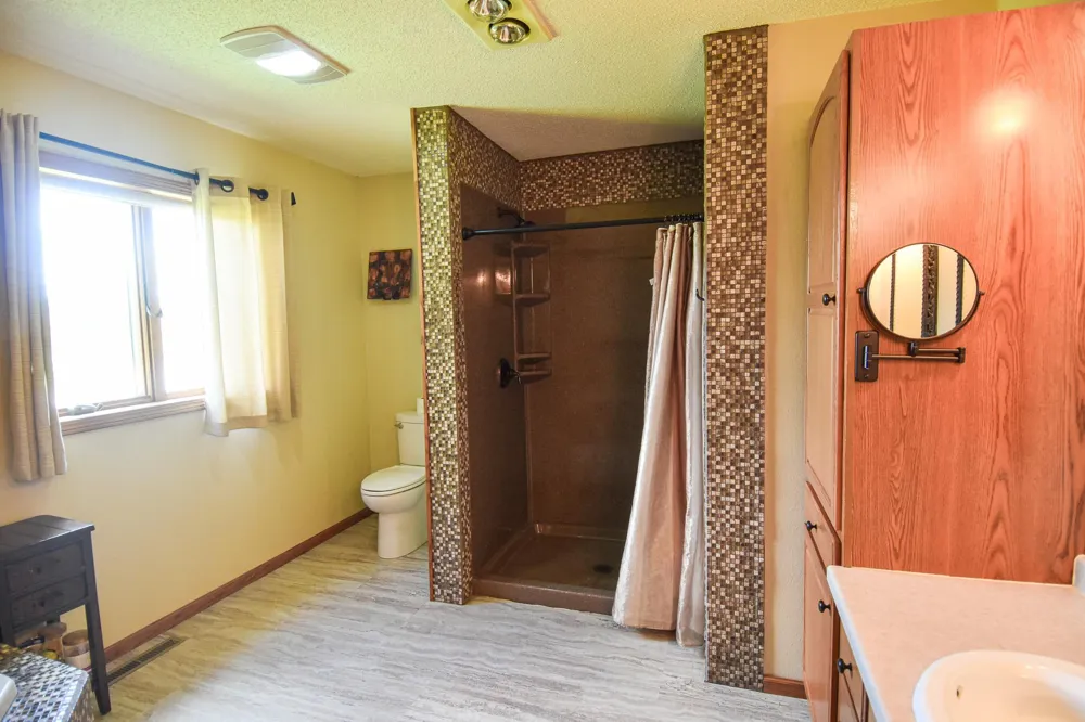 506 E Bakke Avenue Newfolden, MN 56738