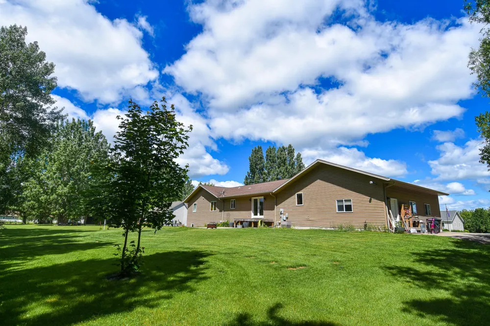 506 E Bakke Avenue Newfolden, MN 56738
