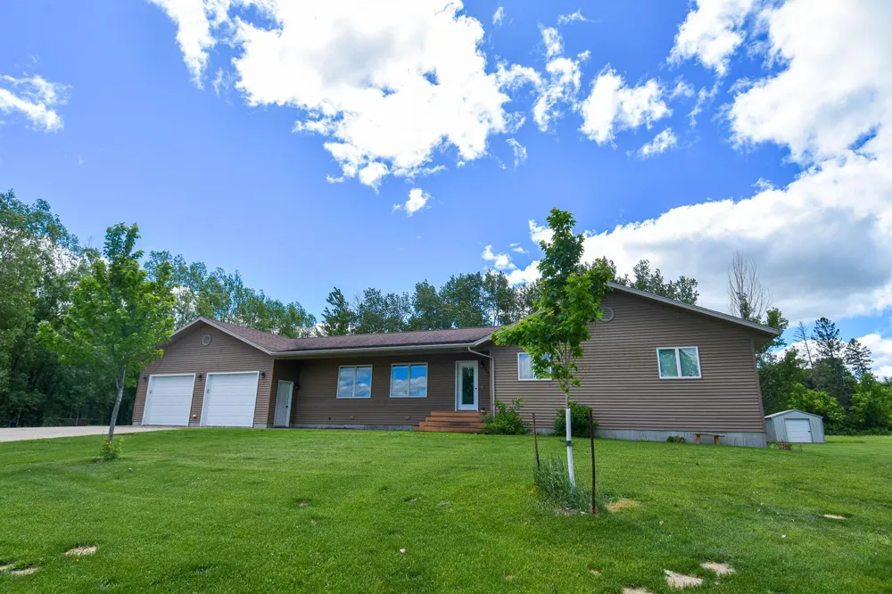 506 E Bakke Avenue Newfolden, MN 56738