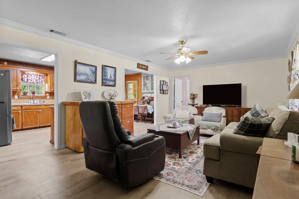 236 Circle Drive Point, TX 75472