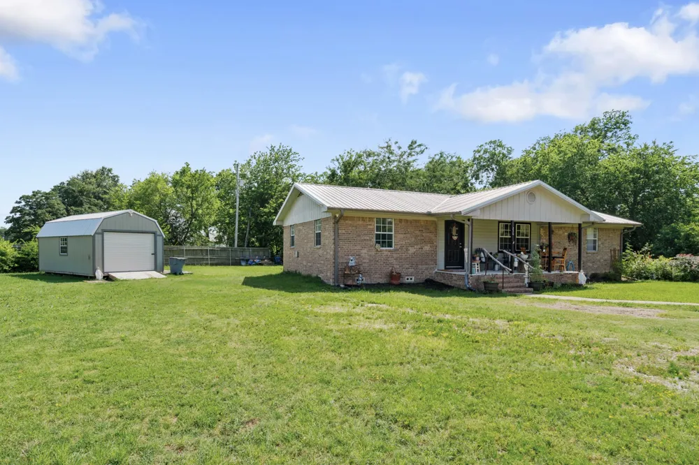 236 Circle Drive Point, TX 75472