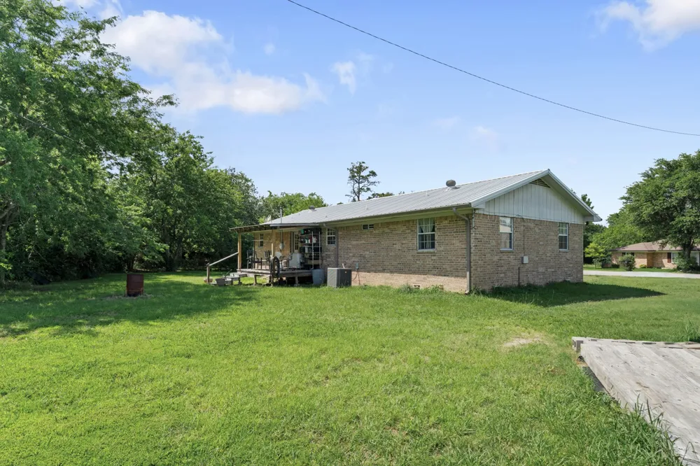 236 Circle Drive Point, TX 75472
