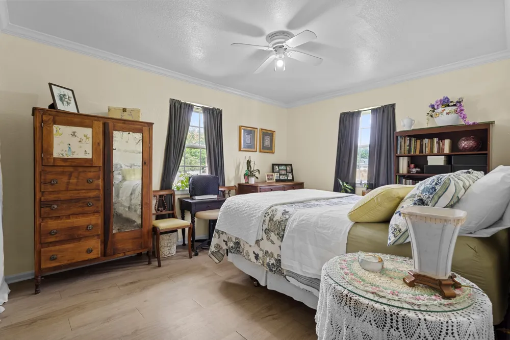 236 Circle Drive Point, TX 75472