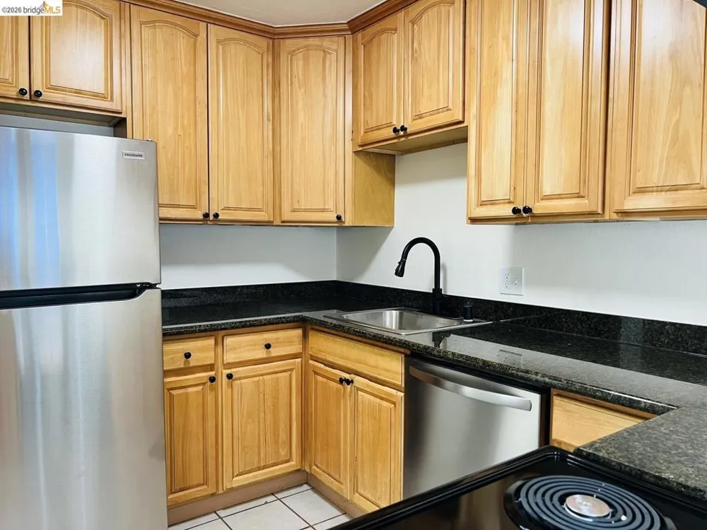 42 El Capitan LN Antioch, CA 94509