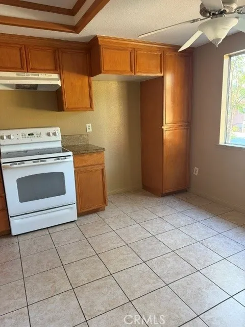 1518 Border #B Corona, CA 92882