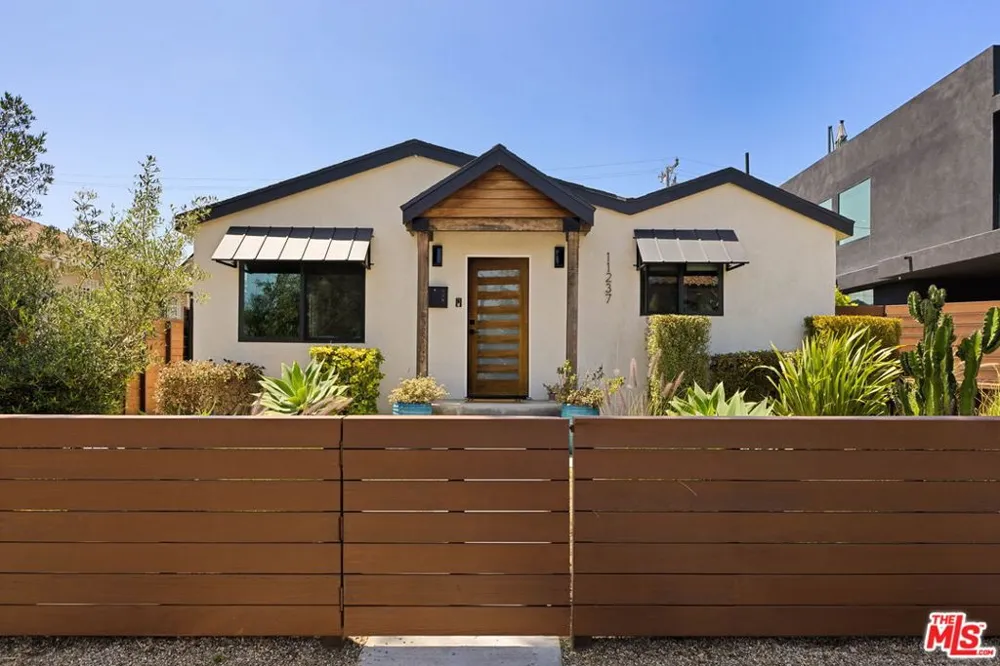 11237 Braddock Drive Culver City, CA 90230