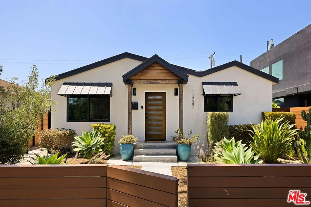 11237 Braddock Drive Culver City, CA 90230