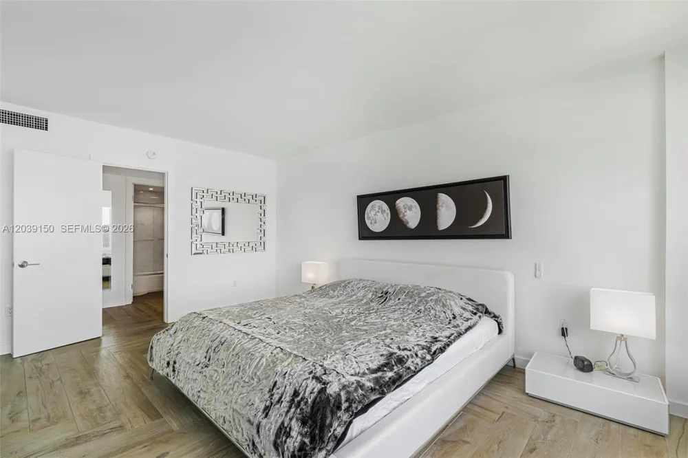 11111 Biscayne Blvd #8C Miami, FL 33181