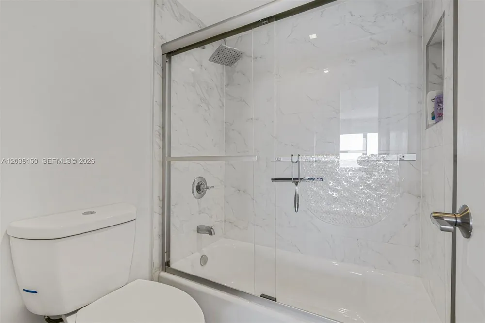 11111 Biscayne Blvd #8C Miami, FL 33181