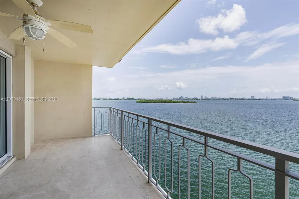 11111 Biscayne Blvd #8C Miami, FL 33181