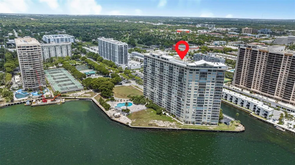 11111 Biscayne Blvd #8C Miami, FL 33181
