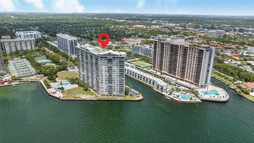11111 Biscayne Blvd #8C Miami, FL 33181