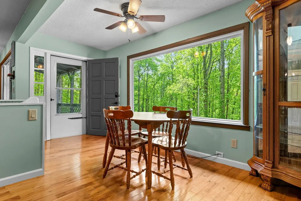 W Old Murphy Rd Franklin, NC 28734