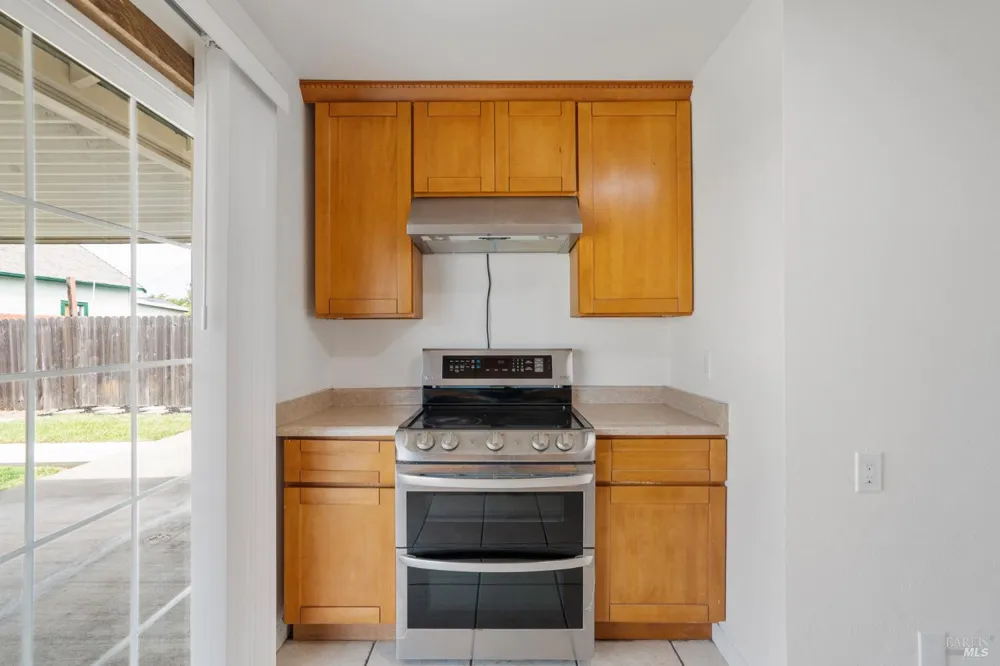 711 Warford Avenue Vallejo, CA 94591