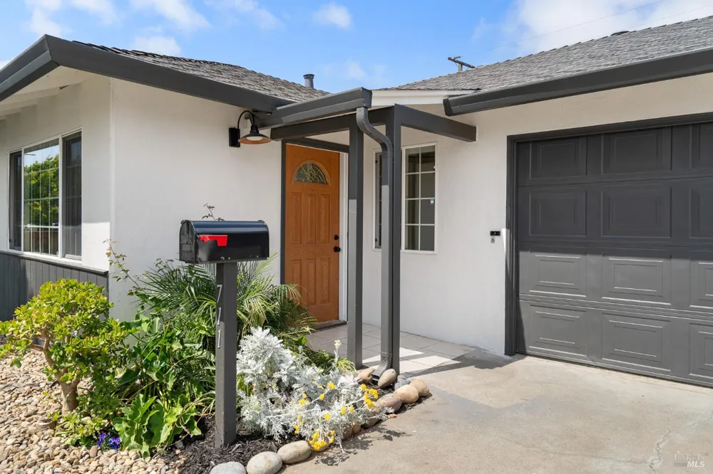 711 Warford Avenue Vallejo, CA 94591