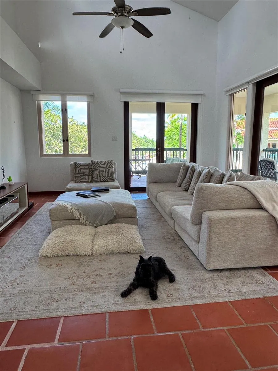 86 LAKESIDE VILLAS #F2 Vega Alta, PR 00692