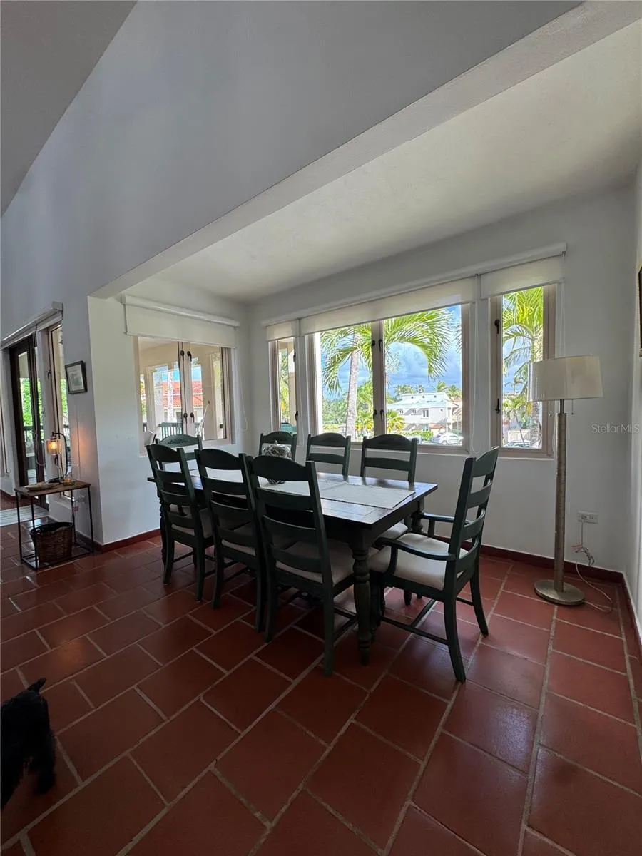 86 LAKESIDE VILLAS #F2 Vega Alta, PR 00692